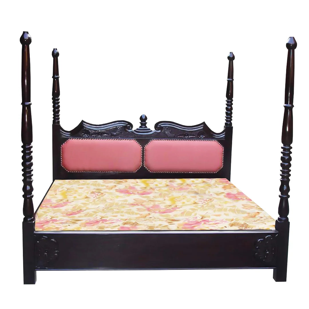Bed Four Poster 012