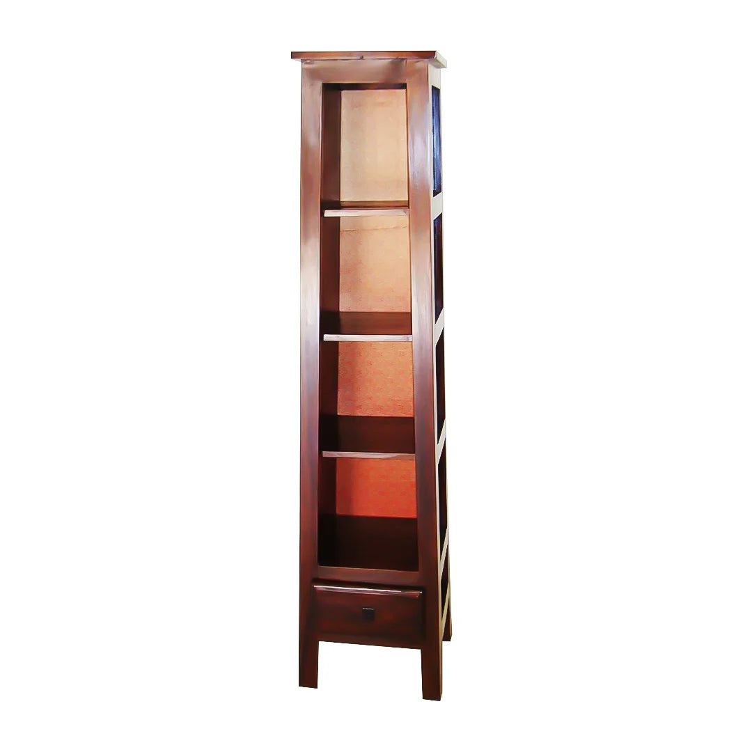 Bookshelf 079