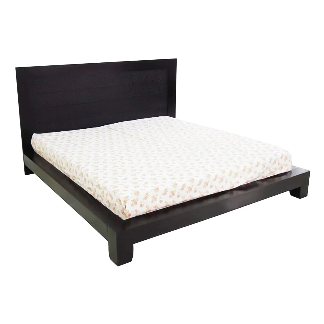 Bed 084