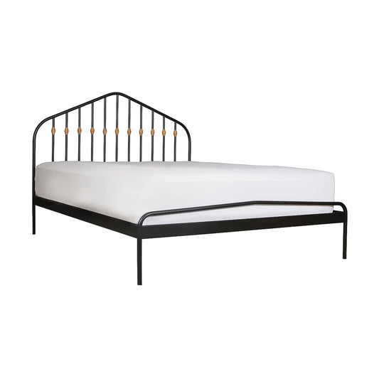 Svelte Bed