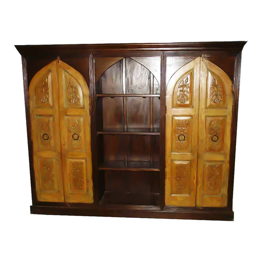 Bookshelf 070