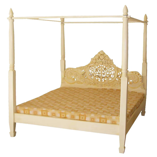 Bed Four Poster 017