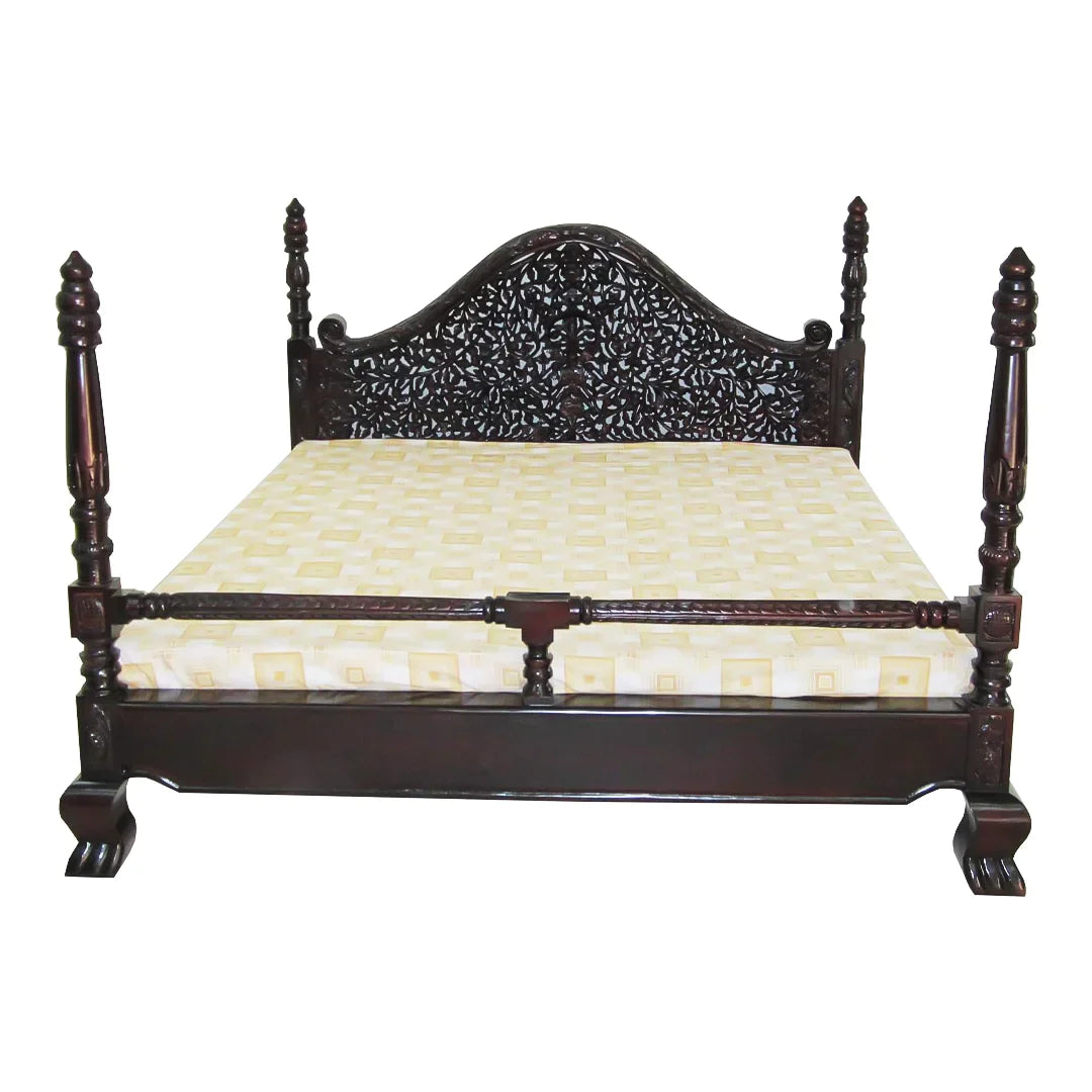 Bed Four Poster 018